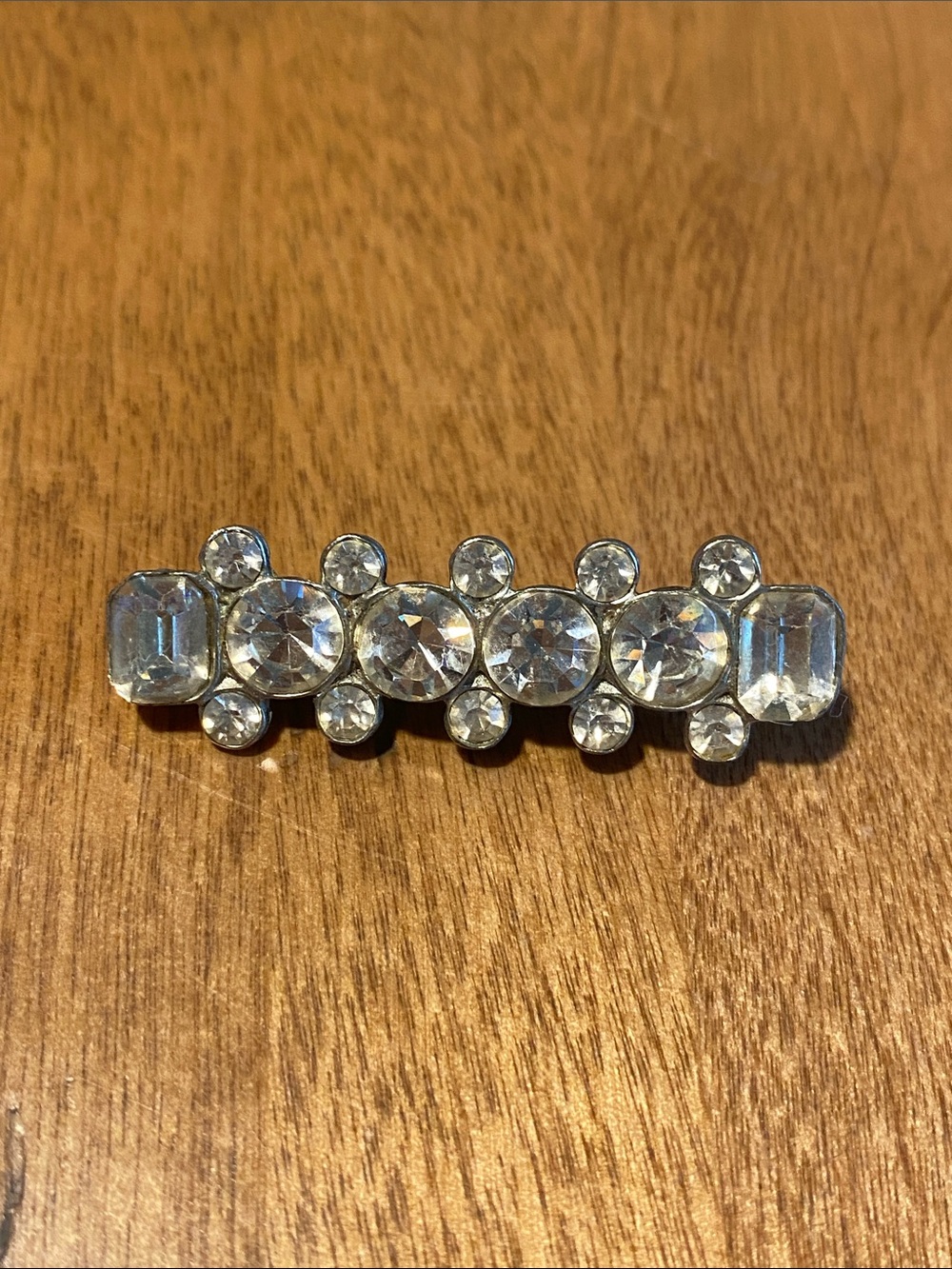 Art deco Vintage Clear Crystal Brooch - Silver Tone and Sparkle